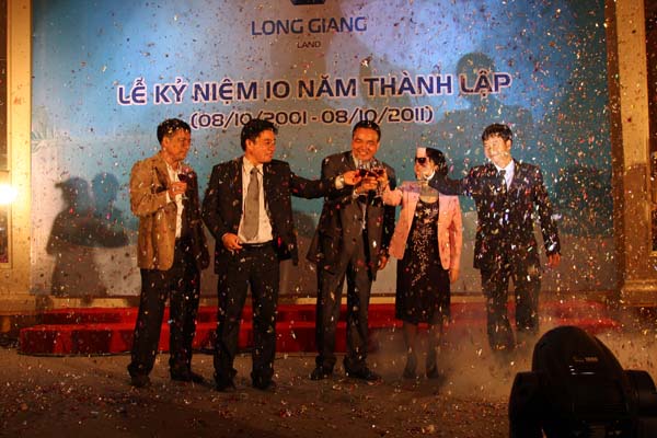 Kỷ niệm 10 năm thành lập công ty Long Giang Land