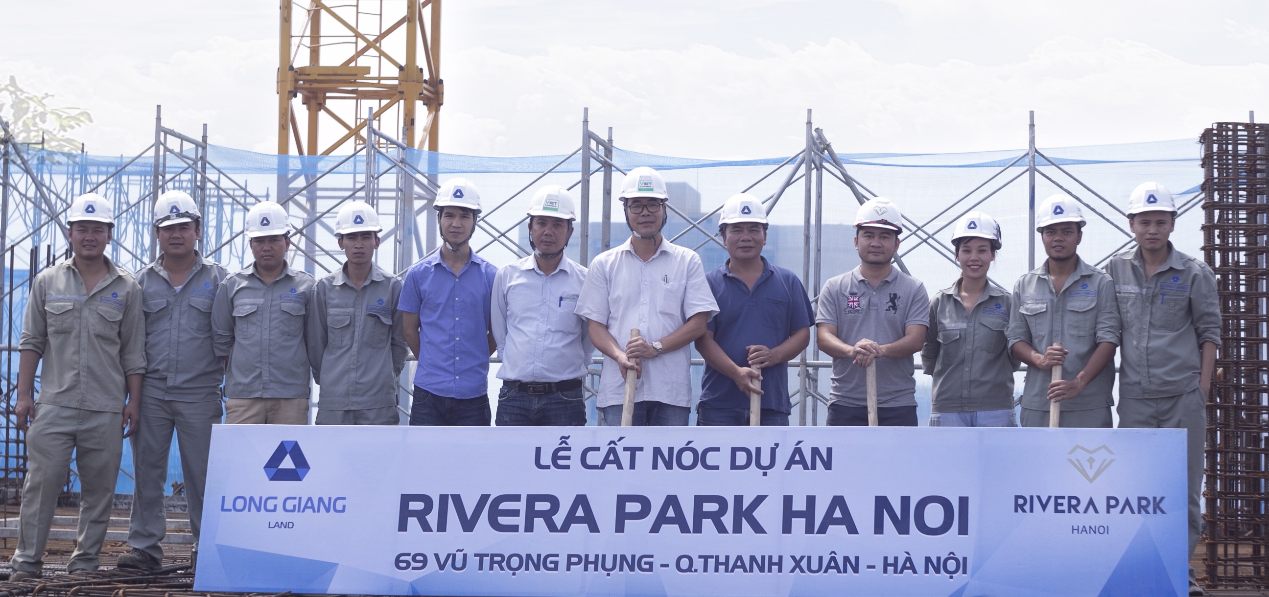 Long Giang Land cất nóc thành công dự án Rivera Park Hà Nội, cam kết bàn giao đúng tiến độ