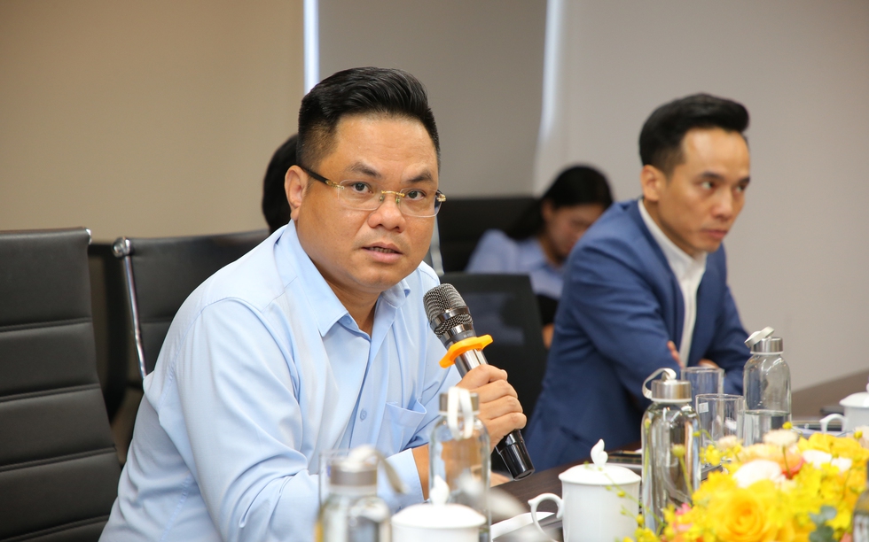 Bất động sản thương mại dịch vụ: Gỡ 